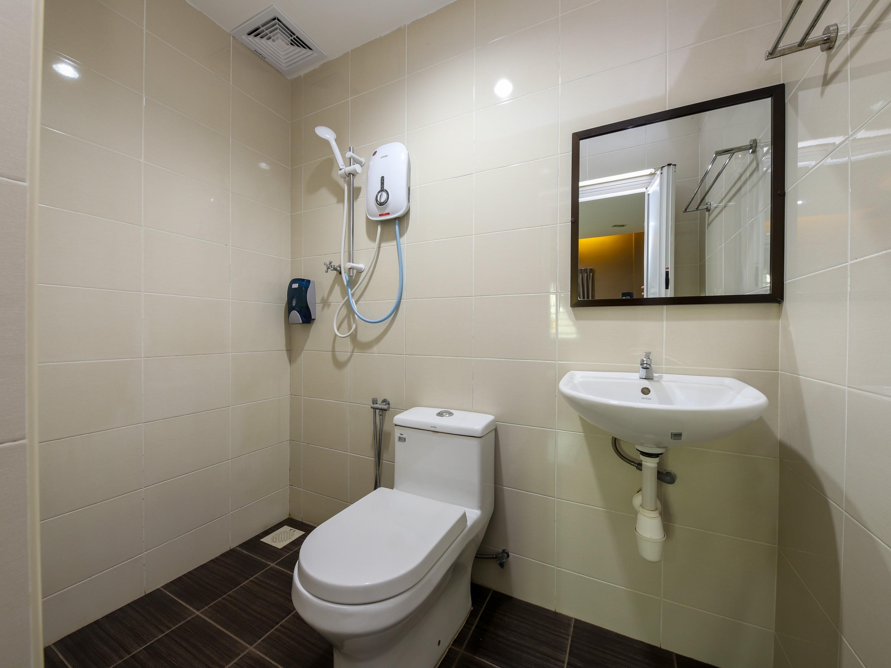 Oyo 89839 Riaz Hotel Malacca Extérieur photo