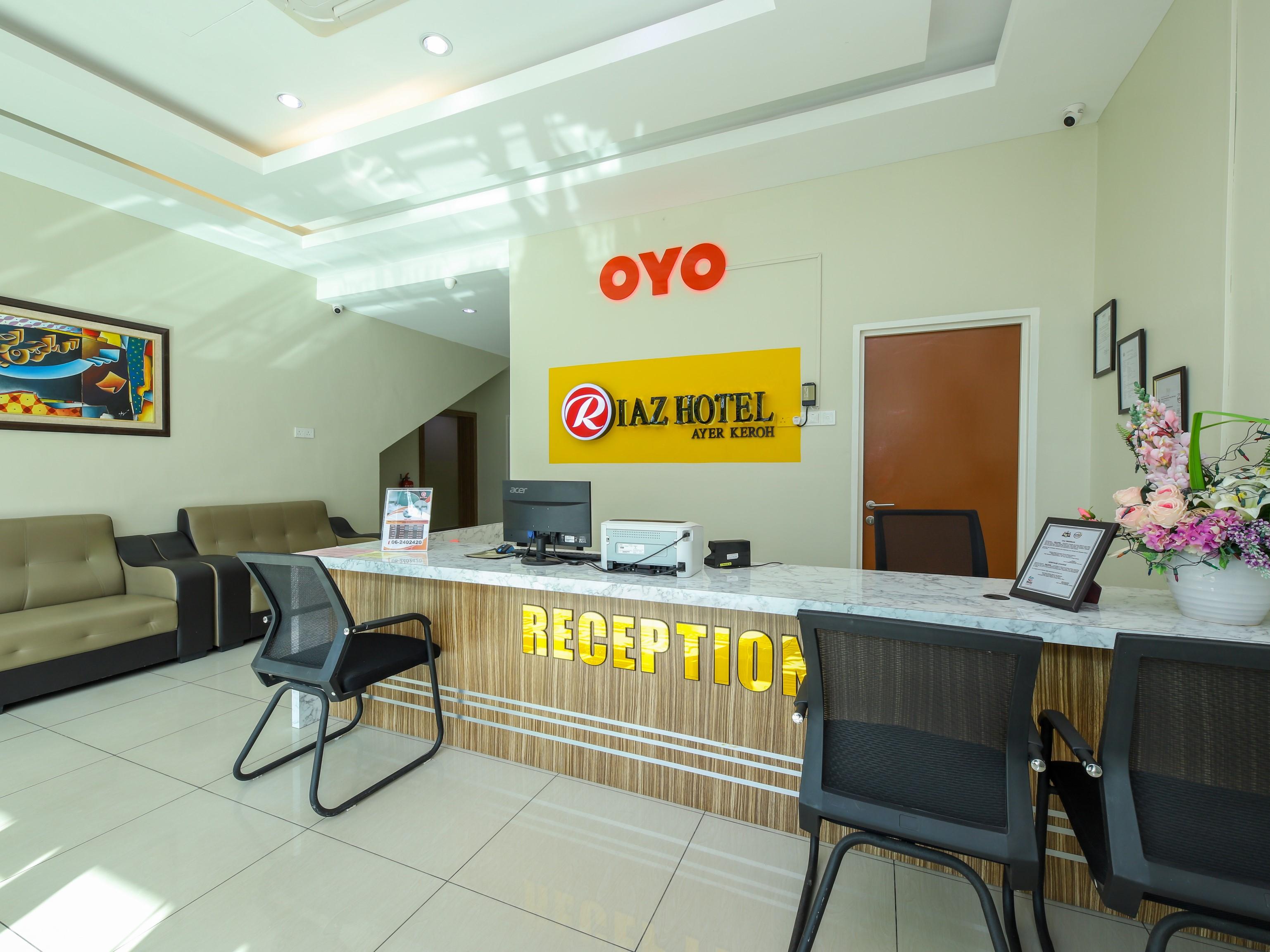 Oyo 89839 Riaz Hotel Malacca Extérieur photo