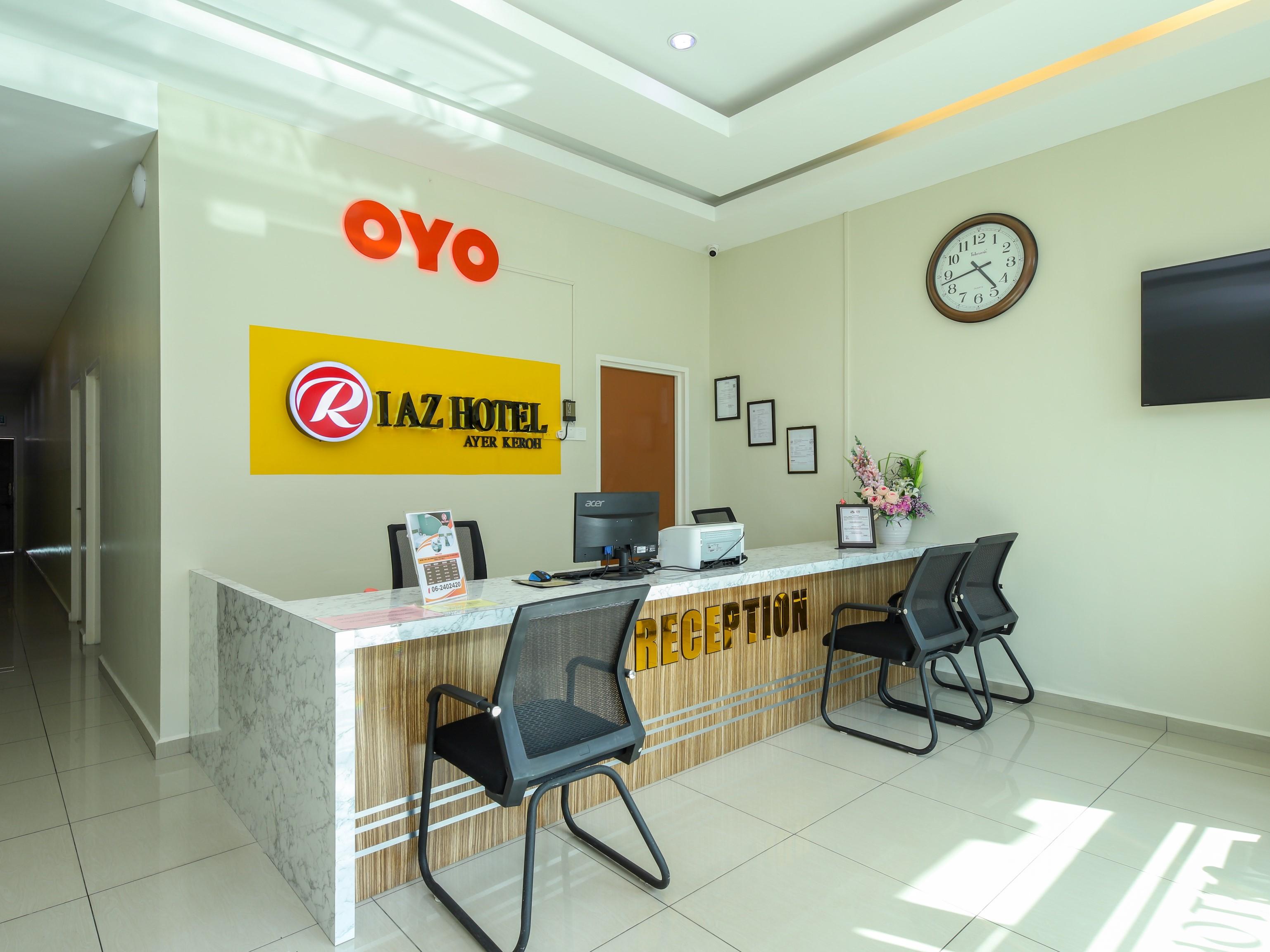 Oyo 89839 Riaz Hotel Malacca Extérieur photo